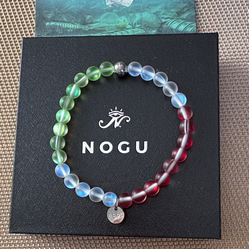 NOGU Multicolor Beaded Bracelet (Italian flag colors)